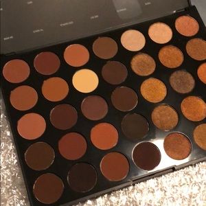 Brand new never touched!! Morphe make up pallet